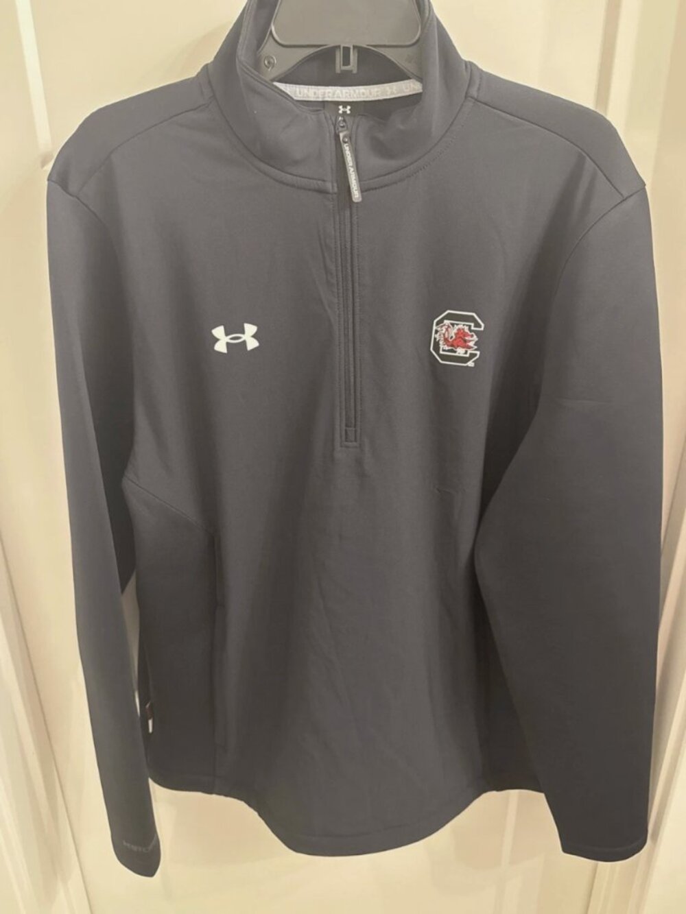 Under Armour South Carolina Football Team Issued 1/4 Zip Men's Large Black NWT